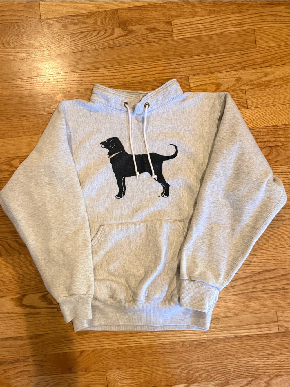 The Black Dog Light Gray Sweatshirt with Black Dog Motif Sz M